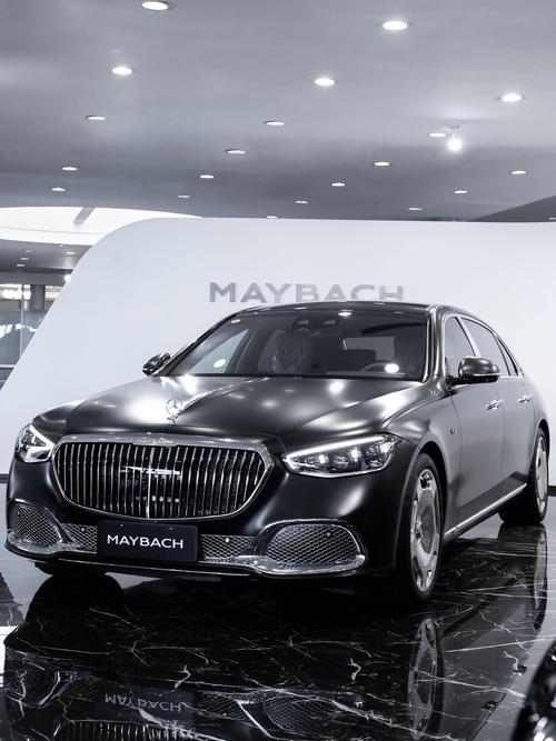 重庆217岚图汽车的售后服务让用户无忧出行，迈巴赫未来的豪华车趋势